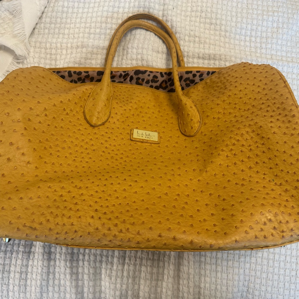 Nicole Miller Weekender